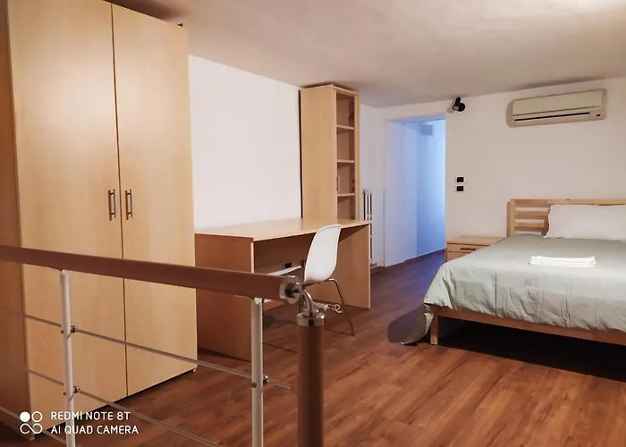 Dante Alighieri House Apartment *